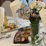 Ξενοδοχείο I Restauracja „kristal” 2*